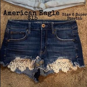 American Eagle jean shorts. size 6 super stretch